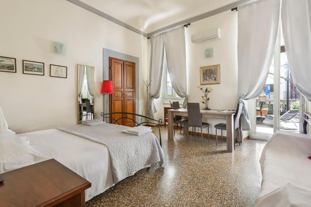 Appartamento In The Heart Of Florence, Dante, With Private Terrace Firenze