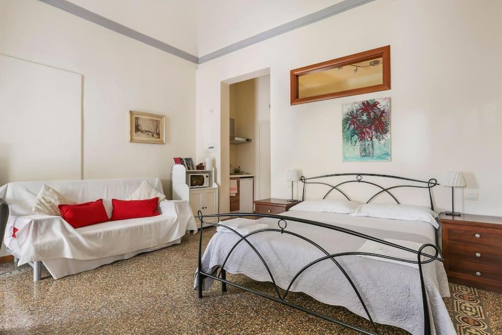 Appartamento In The Heart Of Florence, Dante, With Private Terrace Firenze